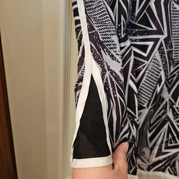 Activewear by Jennifer Lauren shorts - Picture 4 of 5